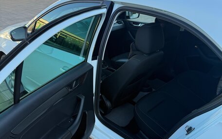 Skoda Rapid I, 2018 год, 950 000 рублей, 11 фотография