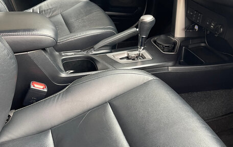Toyota RAV4, 2018 год, 3 200 000 рублей, 9 фотография