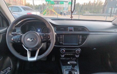 KIA Rio IV, 2018 год, 1 650 000 рублей, 4 фотография