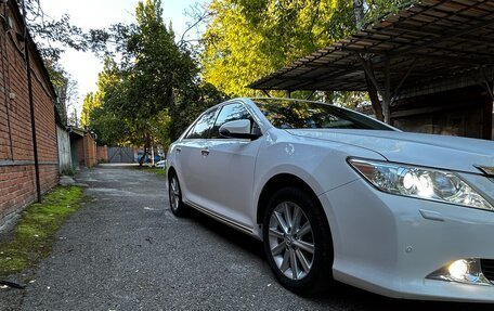 Toyota Camry, 2013 год, 1 800 000 рублей, 3 фотография