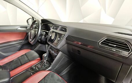 Volkswagen Tiguan II, 2017 год, 2 497 000 рублей, 13 фотография