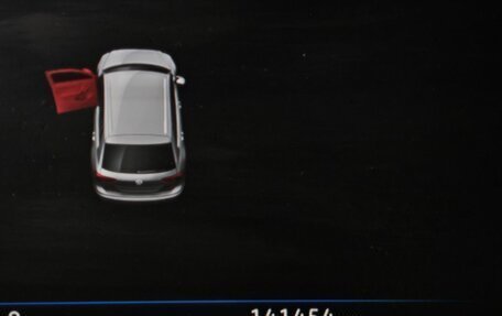 Volkswagen Tiguan II, 2017 год, 2 497 000 рублей, 18 фотография