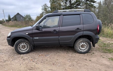 Chevrolet Niva I рестайлинг, 2013 год, 490 000 рублей, 4 фотография