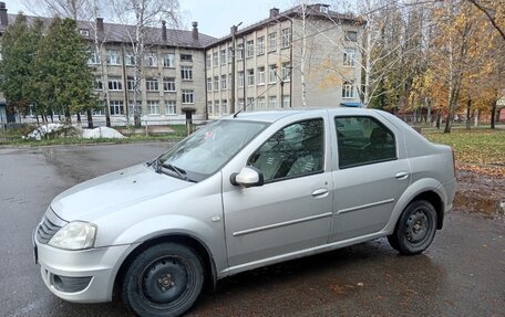 Renault Logan I, 2012 год, 600 000 рублей, 1 фотография