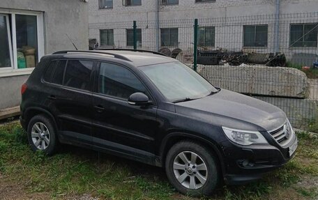 Volkswagen Tiguan I, 2011 год, 797 400 рублей, 2 фотография