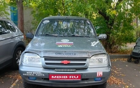 Chevrolet Niva I рестайлинг, 2004 год, 350 000 рублей, 1 фотография