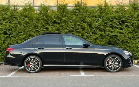 Mercedes-Benz E-Класс, 2021 год, 4 500 000 рублей, 5 фотография