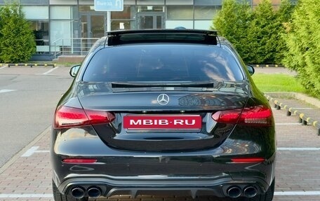 Mercedes-Benz E-Класс, 2021 год, 4 500 000 рублей, 8 фотография