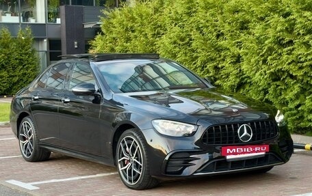 Mercedes-Benz E-Класс, 2021 год, 4 500 000 рублей, 11 фотография