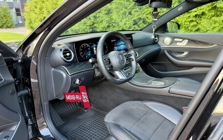 Mercedes-Benz E-Класс, 2021 год, 4 500 000 рублей, 22 фотография