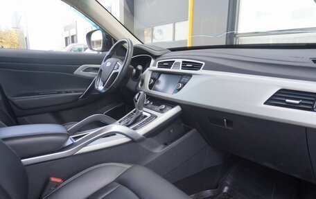 Geely Atlas I, 2019 год, 1 550 000 рублей, 11 фотография