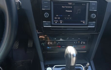 Volkswagen Passat B8 рестайлинг, 2021 год, 2 330 000 рублей, 6 фотография