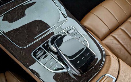 Mercedes-Benz E-Класс, 2019 год, 3 900 000 рублей, 21 фотография