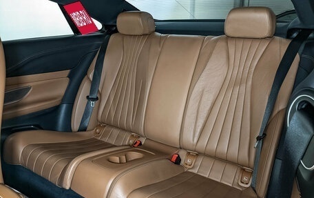 Mercedes-Benz E-Класс, 2019 год, 3 900 000 рублей, 18 фотография