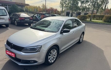Volkswagen Jetta VI, 2013 год, 650 000 рублей, 1 фотография