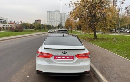 Toyota Camry, 2020 год, 2 750 000 рублей, 6 фотография