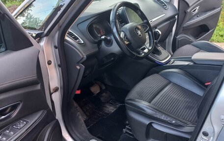 Renault Scenic IV, 2017 год, 2 000 000 рублей, 10 фотография