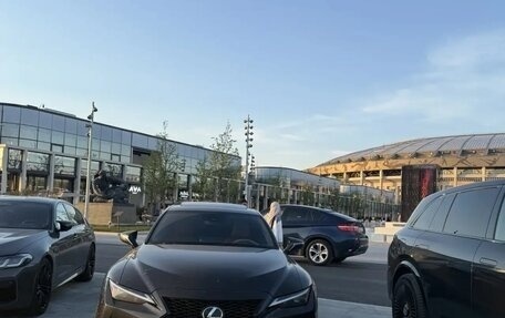 Lexus IS III, 2020 год, 3 650 000 рублей, 2 фотография