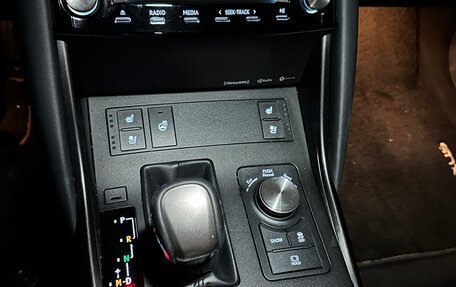 Lexus IS III, 2020 год, 3 650 000 рублей, 9 фотография
