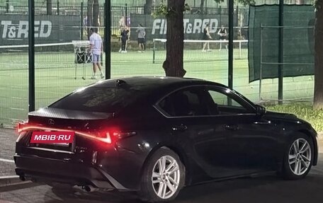 Lexus IS III, 2020 год, 3 650 000 рублей, 3 фотография