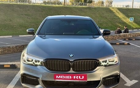 BMW 5 серия, 2019 год, 2 800 000 рублей, 2 фотография