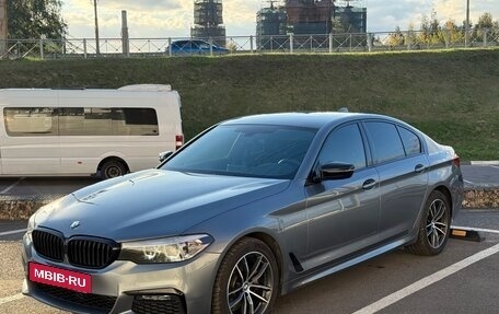 BMW 5 серия, 2019 год, 2 800 000 рублей, 3 фотография