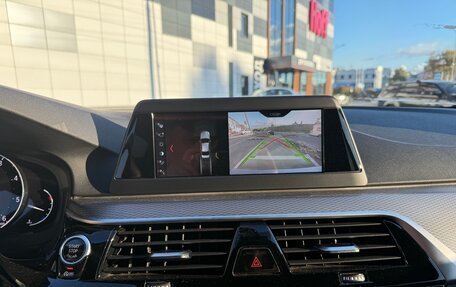 BMW 5 серия, 2019 год, 2 800 000 рублей, 14 фотография