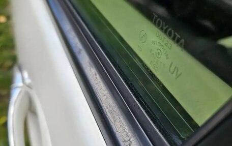 Toyota Harrier, 2001 год, 860 000 рублей, 14 фотография