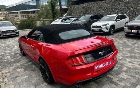 Ford Mustang VI рестайлинг, 2019 год, 3 300 000 рублей, 7 фотография