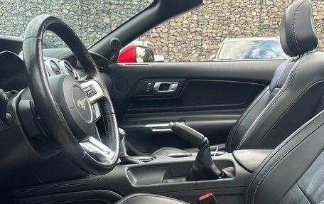 Ford Mustang VI рестайлинг, 2019 год, 3 300 000 рублей, 20 фотография