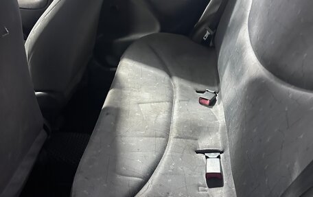 Toyota Vitz, 2000 год, 270 000 рублей, 7 фотография