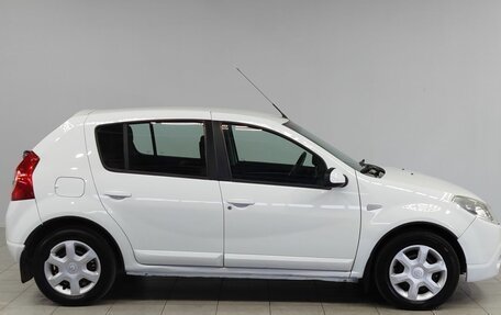Renault Sandero I, 2012 год, 650 000 рублей, 4 фотография