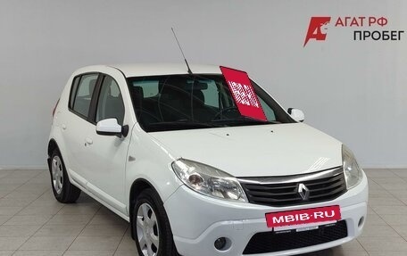 Renault Sandero I, 2012 год, 650 000 рублей, 3 фотография