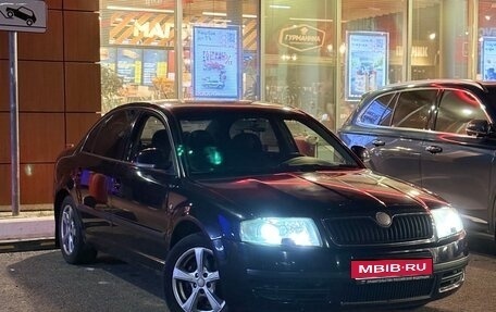 Skoda Superb III рестайлинг, 2007 год, 590 000 рублей, 1 фотография