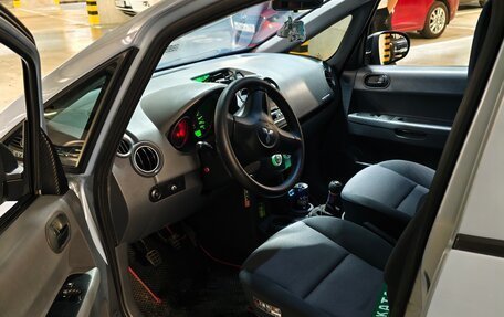 Mitsubishi Colt VI рестайлинг, 2006 год, 495 000 рублей, 9 фотография