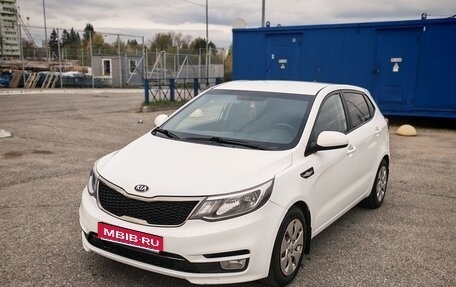 KIA Rio III рестайлинг, 2015 год, 810 000 рублей, 1 фотография