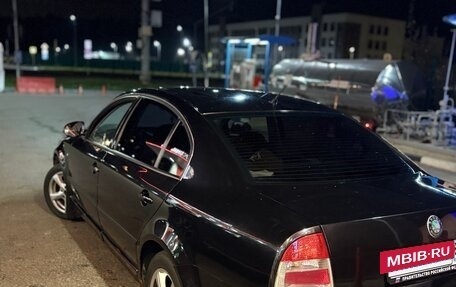 Skoda Superb III рестайлинг, 2007 год, 590 000 рублей, 3 фотография