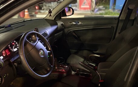 Skoda Superb III рестайлинг, 2007 год, 590 000 рублей, 7 фотография