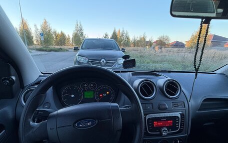 Ford Fiesta, 2008 год, 390 000 рублей, 3 фотография