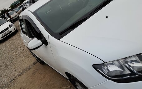 Renault Logan II, 2018 год, 1 050 000 рублей, 3 фотография