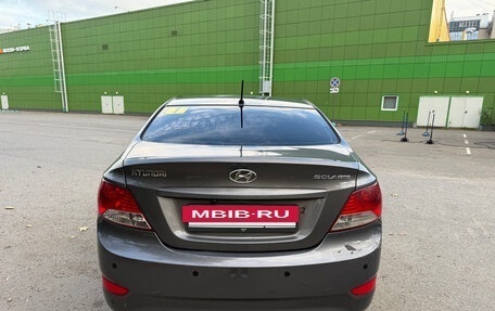 Hyundai Solaris II рестайлинг, 2011 год, 600 000 рублей, 6 фотография