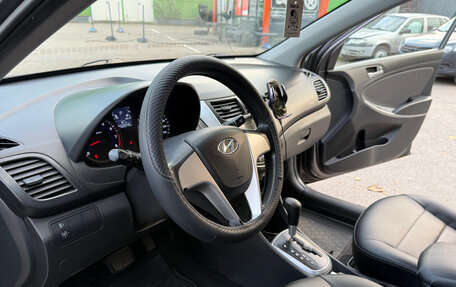 Hyundai Solaris II рестайлинг, 2011 год, 600 000 рублей, 17 фотография