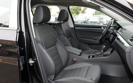 Skoda Superb III рестайлинг, 2026 год, 2 670 000 рублей, 26 фотография