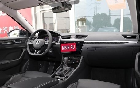 Skoda Superb III рестайлинг, 2026 год, 2 670 000 рублей, 25 фотография