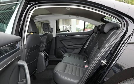 Skoda Superb III рестайлинг, 2026 год, 2 670 000 рублей, 30 фотография