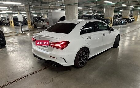 Mercedes-Benz A-Класс AMG, 2021 год, 4 100 000 рублей, 9 фотография