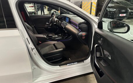 Mercedes-Benz A-Класс AMG, 2021 год, 4 100 000 рублей, 12 фотография