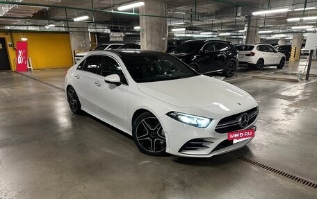 Mercedes-Benz A-Класс AMG, 2021 год, 4 100 000 рублей, 13 фотография