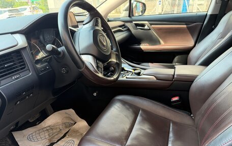 Lexus RX IV рестайлинг, 2018 год, 3 570 000 рублей, 19 фотография