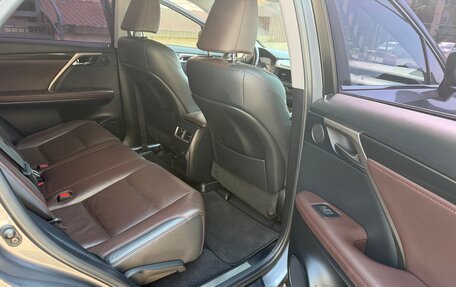 Lexus RX IV рестайлинг, 2018 год, 3 570 000 рублей, 17 фотография